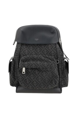 monogramlader-ryggsack