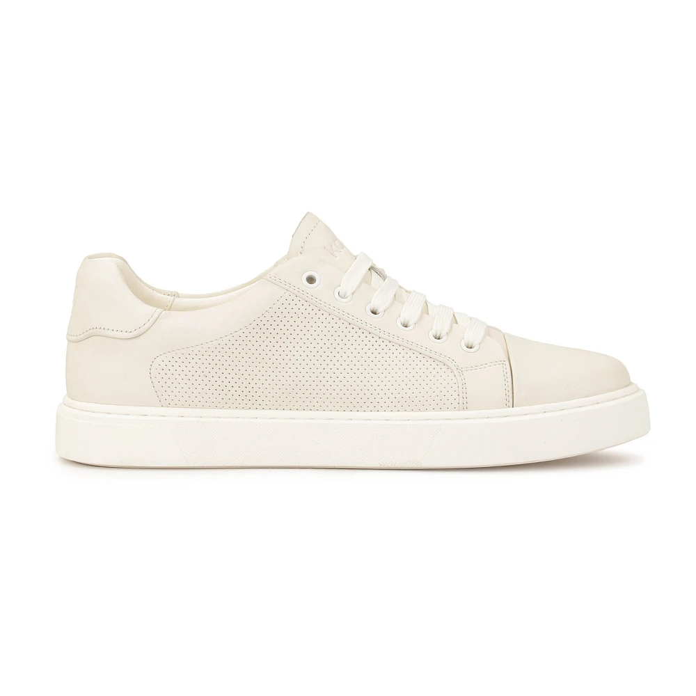 Kazar Comfortabele herensneakers met geperforeerd bovendeel Heren Schoenen Wit