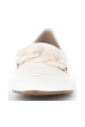 chaussures-a-lacets-en-cuir-tendance