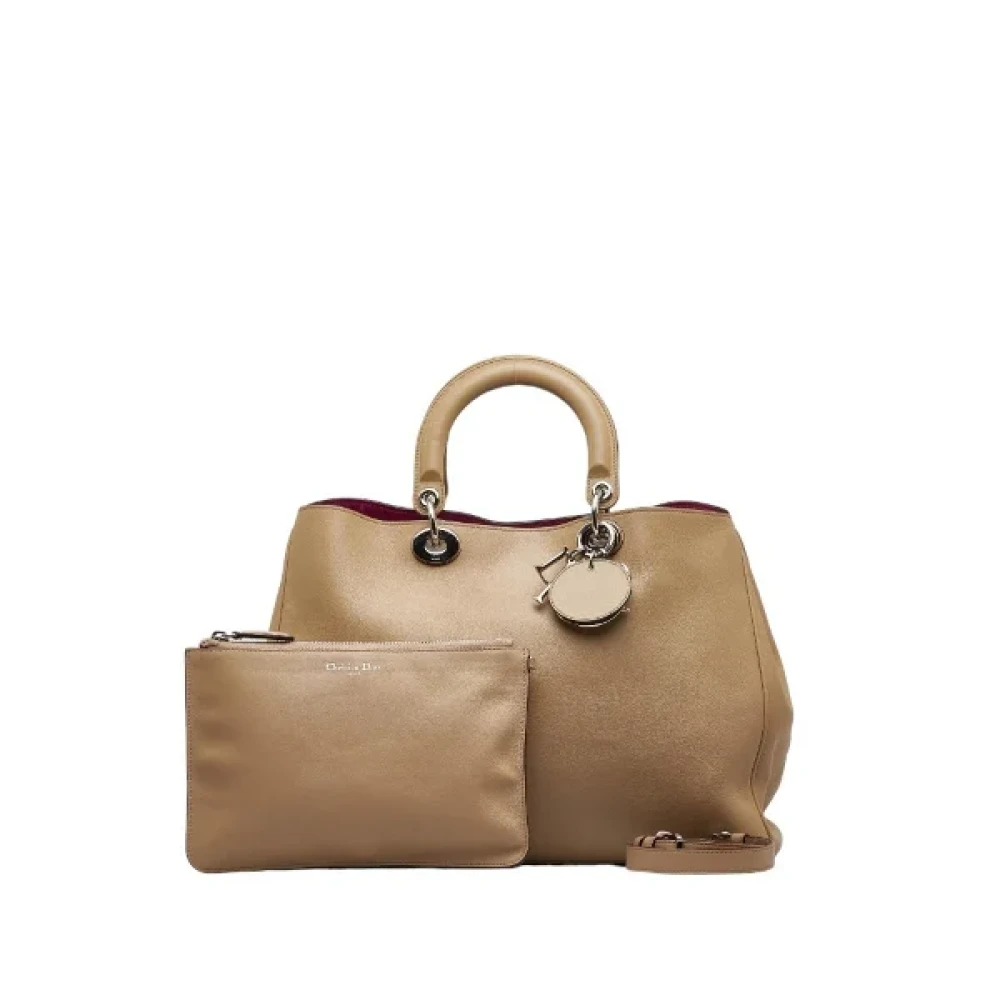 Dior Vintage Pre-owned Leather handbags Beige Dames