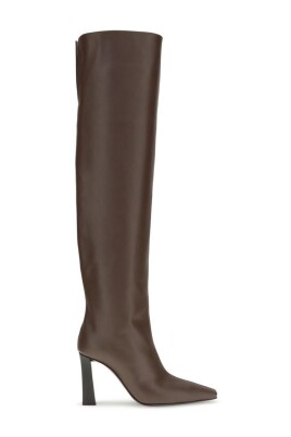 high-leather-boots-with-almond-toe