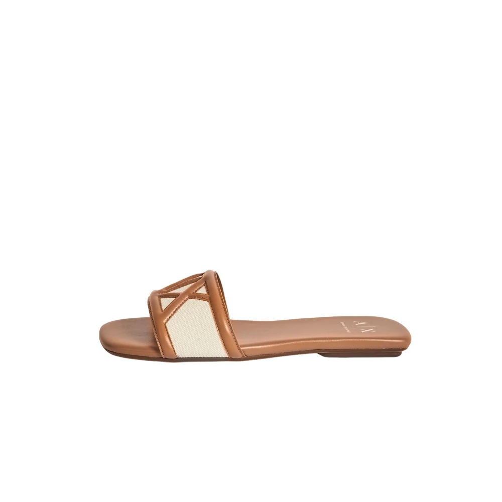 Armani Exchange Brun Sandaler Med Flätad Platå
