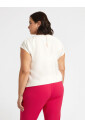blouse-a-encolure-brodee