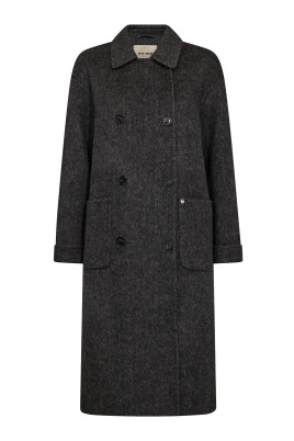 classic-wool-coat-with-large-pockets