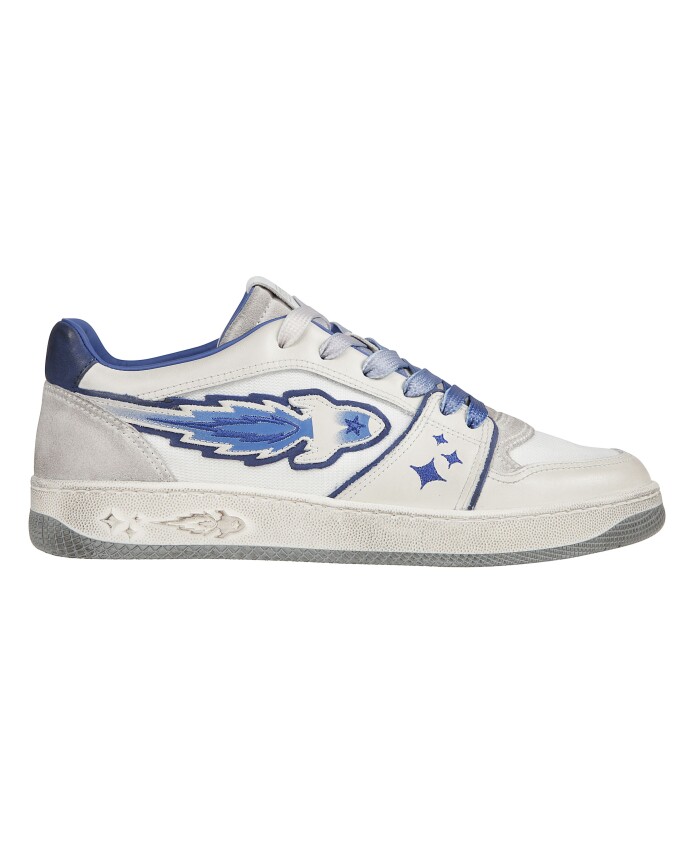 embroidered-logo-sneakers
