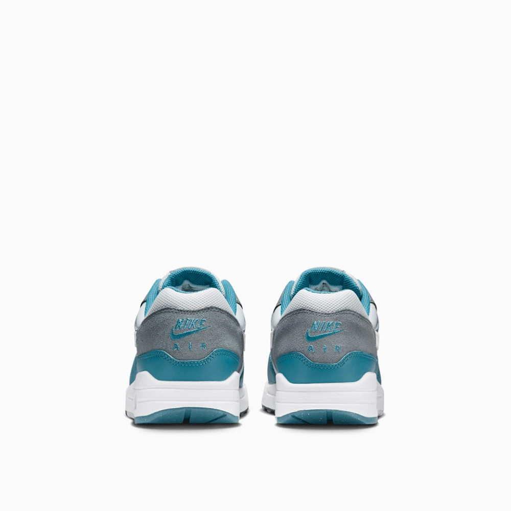 Nike Aqua Sneakers in 90's Stijl Blue Heren
