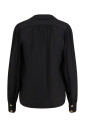 chemise-col-en-v-avec-detail-metallique