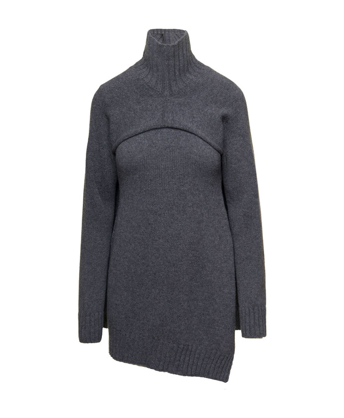ensemble-de-pulls-gris-confortables-avec-une-touche-moderne