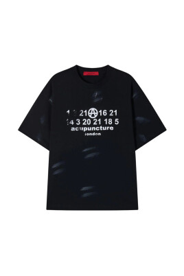 graphic-print-oversized-tee