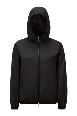 veste-geometrique-elegante