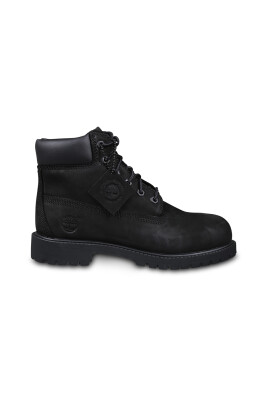 black-biker-boots-with-lace-up-closure