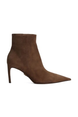 stylish-boots-for-women