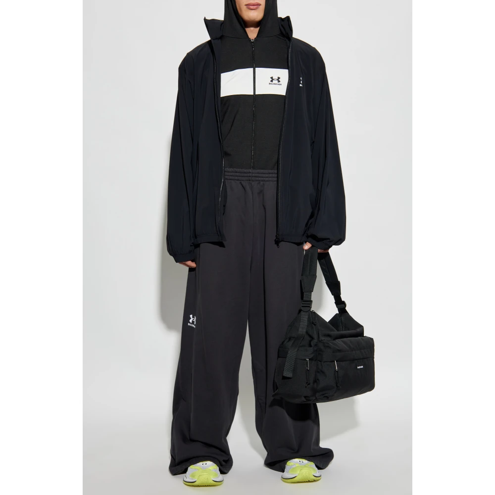 Balenciaga Jas met capuchon opgeborgen in kraag Black Heren