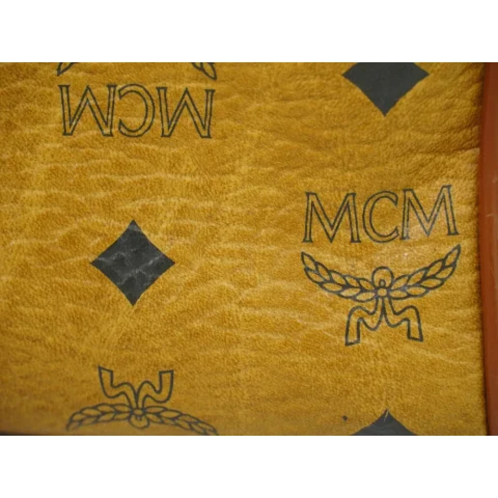 MCM Pre-owned Canvas handbags Brown Dames