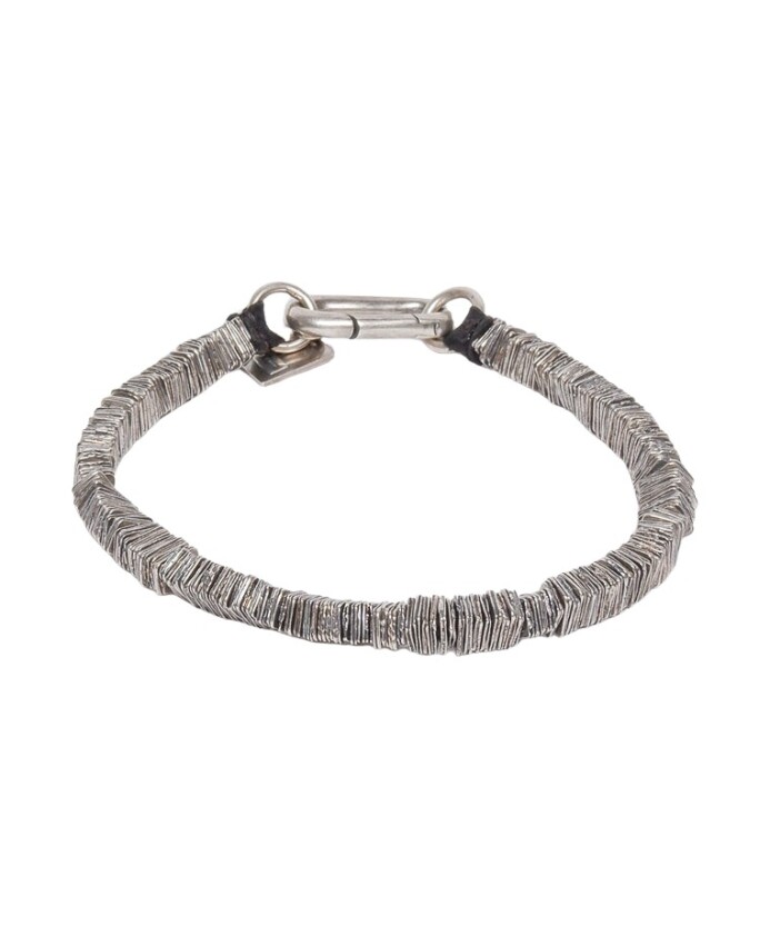 silver-chain-bracelet-with-leather-closure