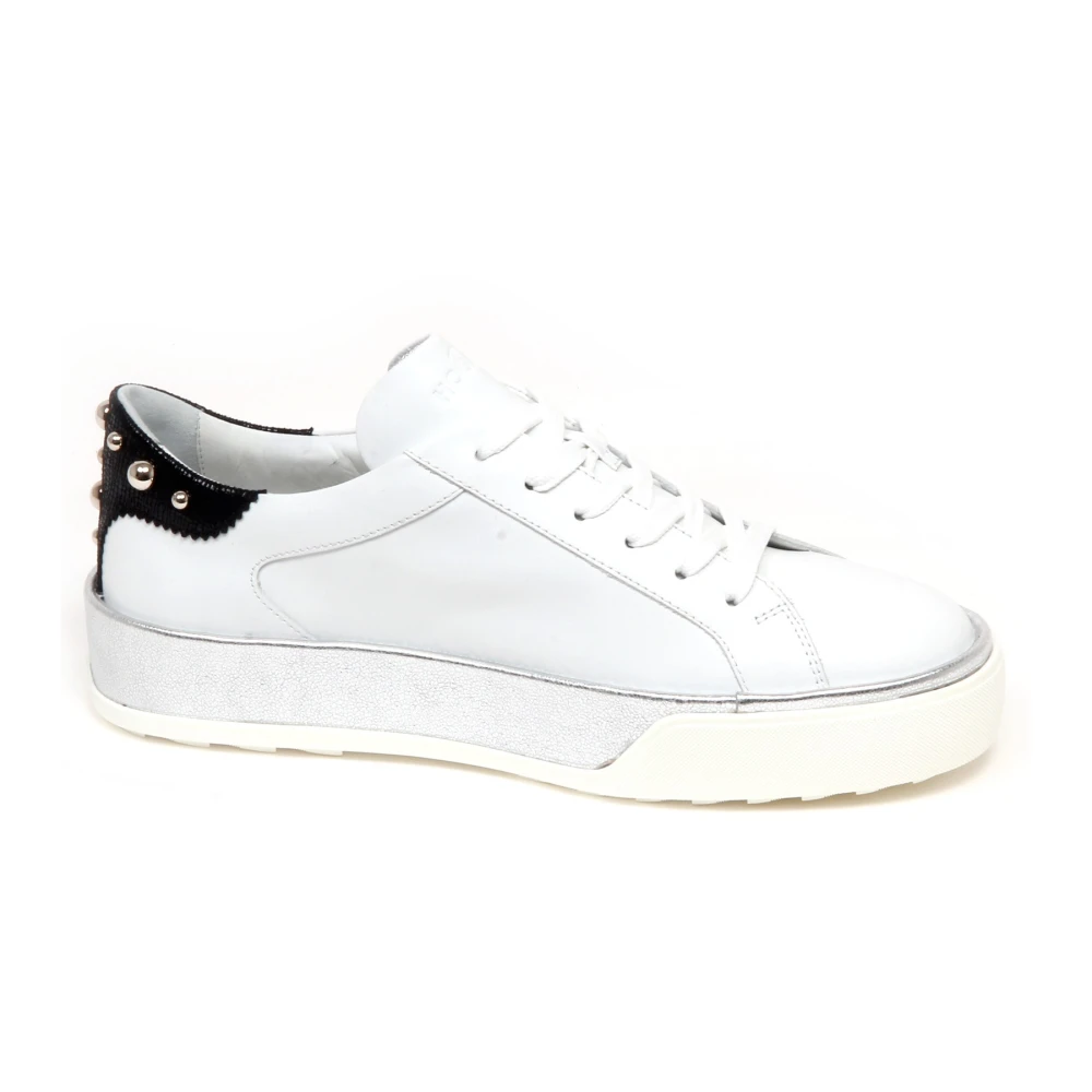 Hogan /Zilveren Schoenen met Noppen Dames Schoenen Wit