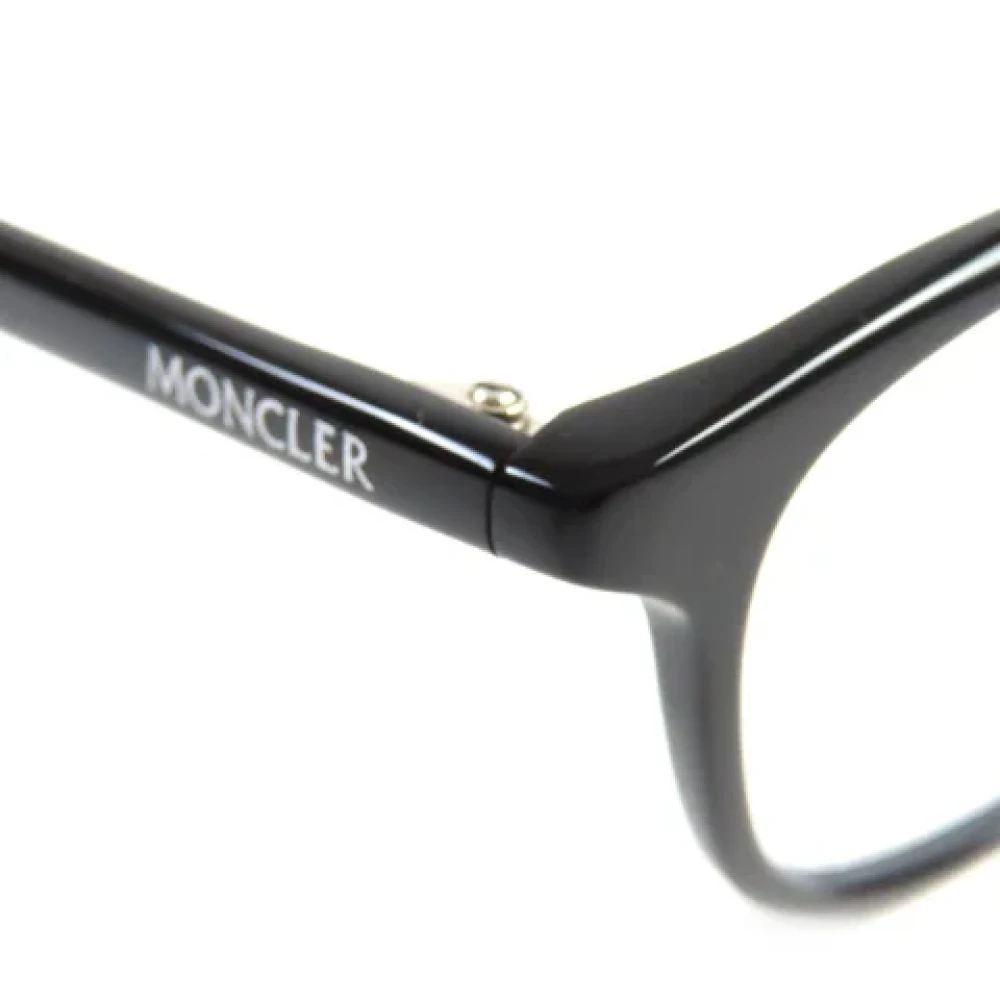 Moncler Pre-owned Fabric sunglasses Black Dames