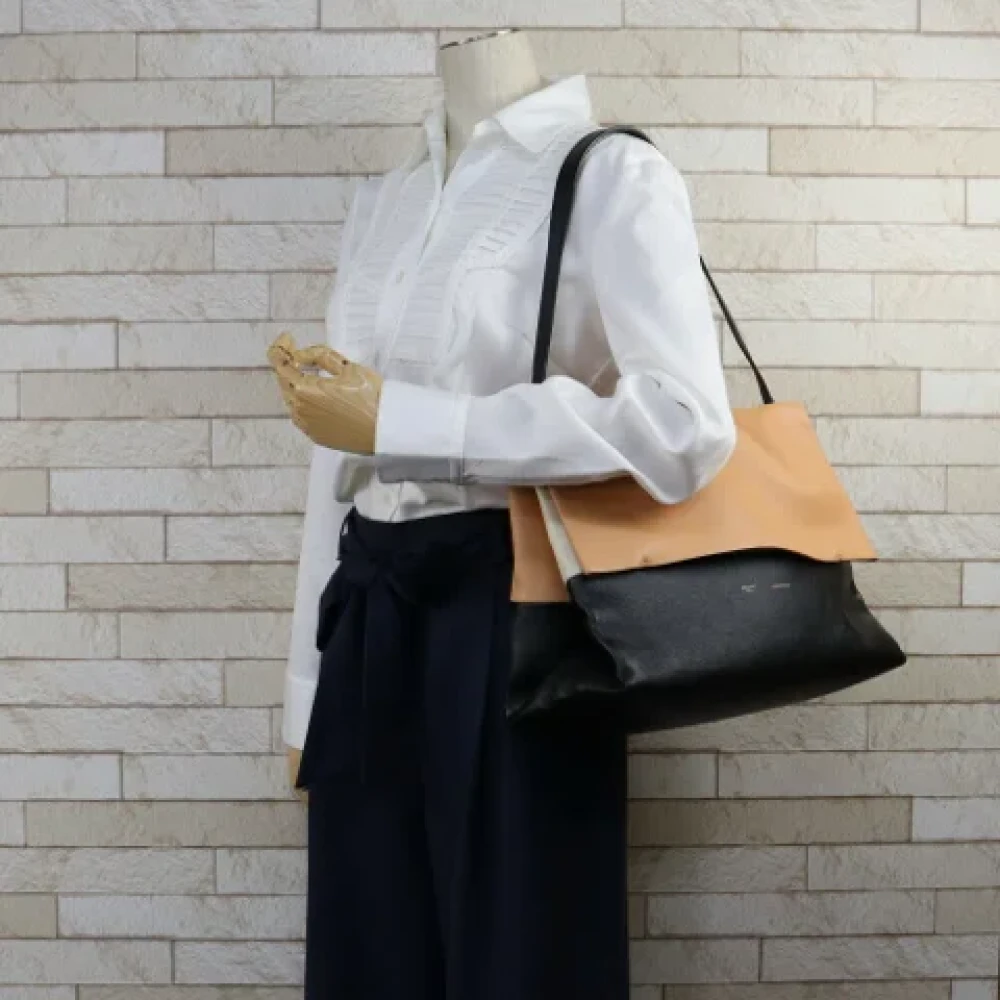 Celine Vintage Pre-owned Fabric shoulder-bags Beige Dames