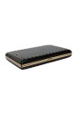 pochette-en-cuir-noir-a-clous-dores