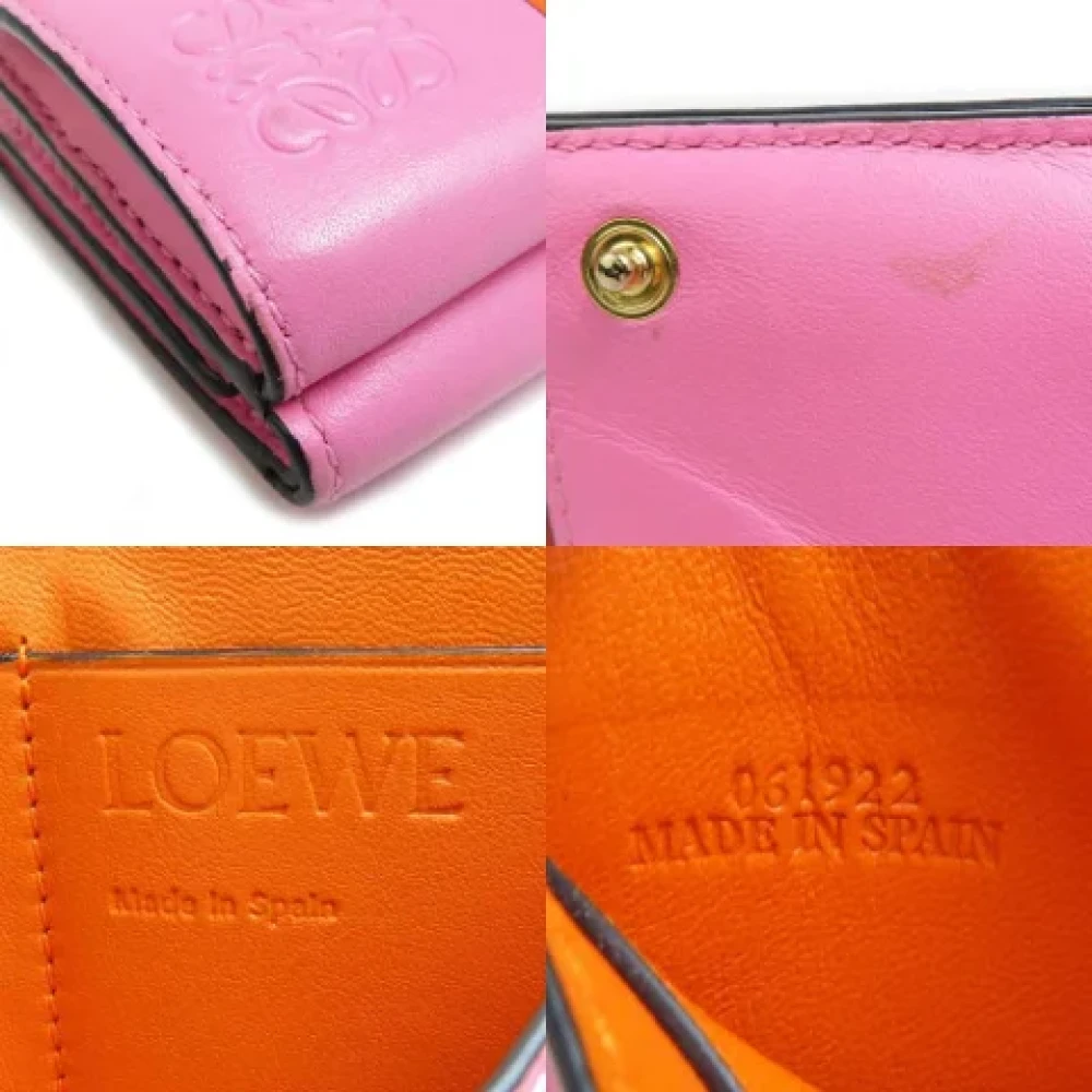 Loewe Pre-owned Leather wallets Pink Dames