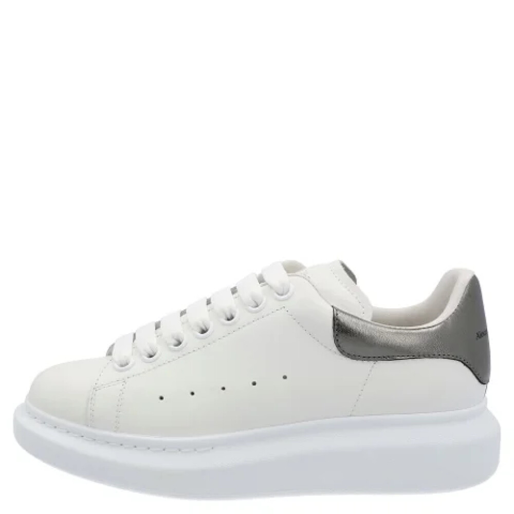 Sneakers von Alexander McQueen online bei Miinto kaufen