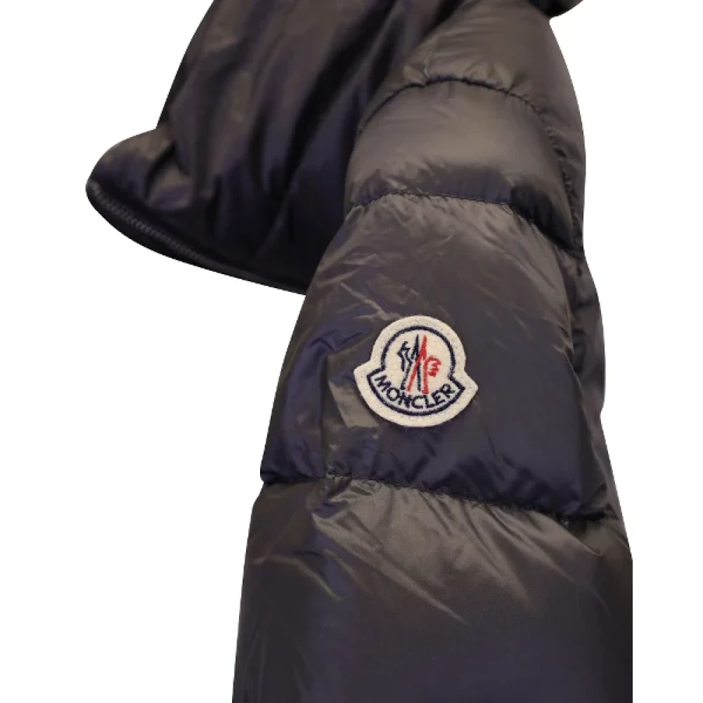 Moncler Pre-owned Fabric outerwear Gray Dames