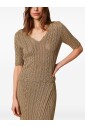 sweaters-met-geschulpte-rand-v-hals-bruin