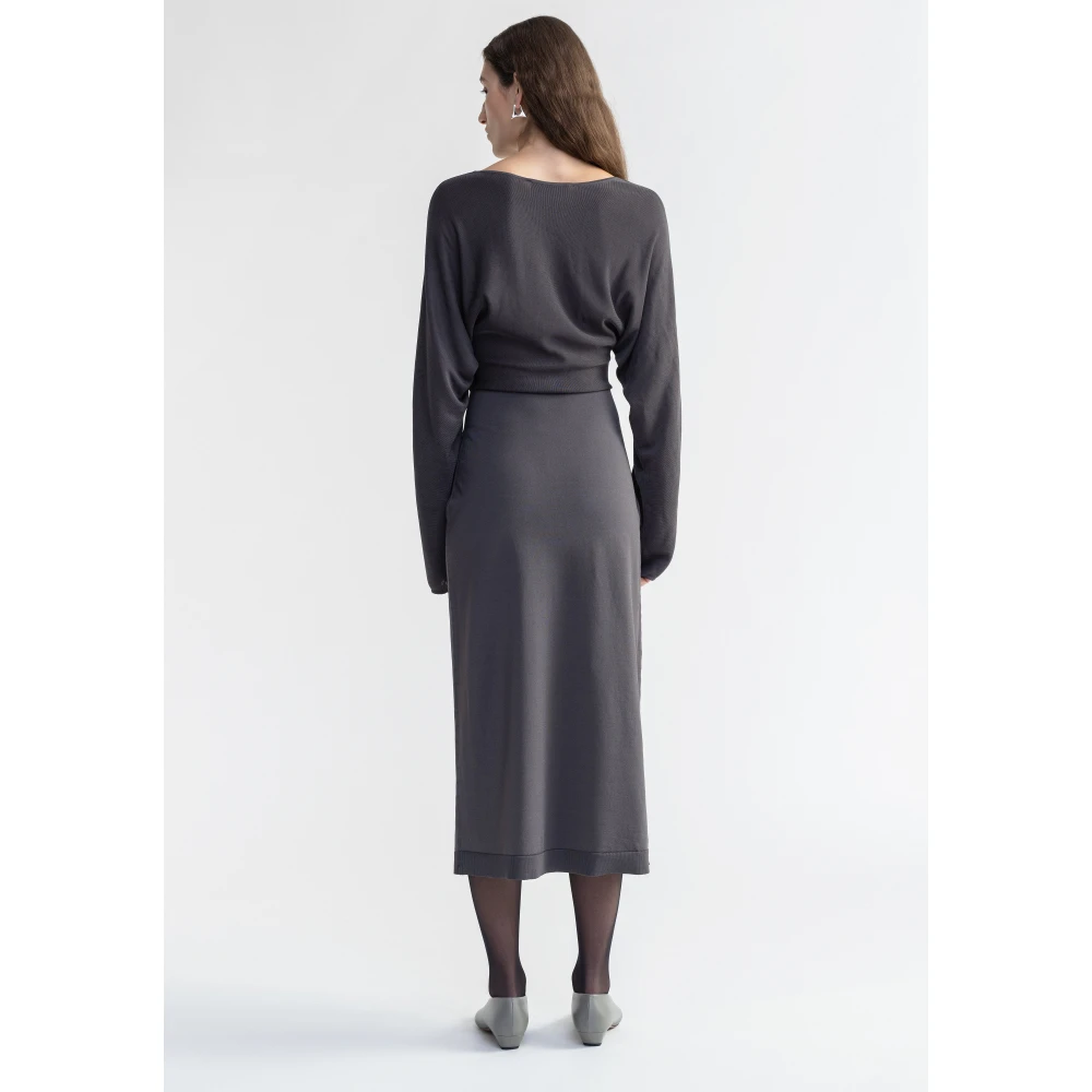 Aeron Louise Gray Dames