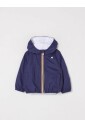 veste-legere-a-capuche