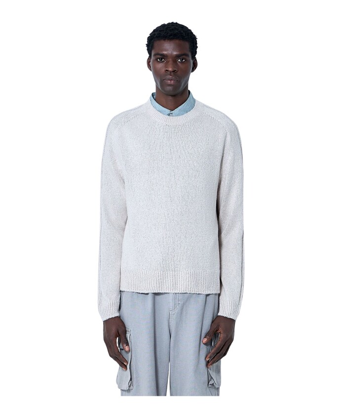 pull-en-tricot-de-soie-a-col-rond