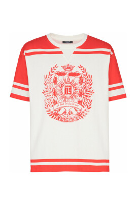 t-shirt-varsity-imprime-ecusson