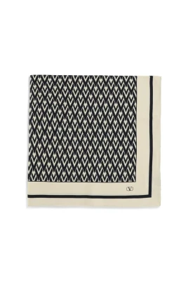 Toute La V Silk Scarf