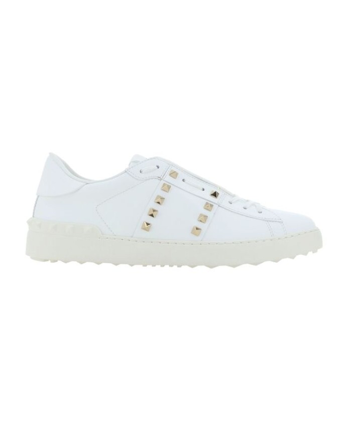 baskets-rockstud-slip-on