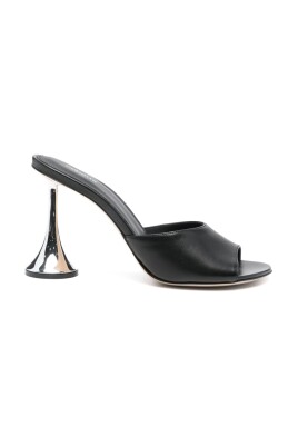 orchestra-mule-heels