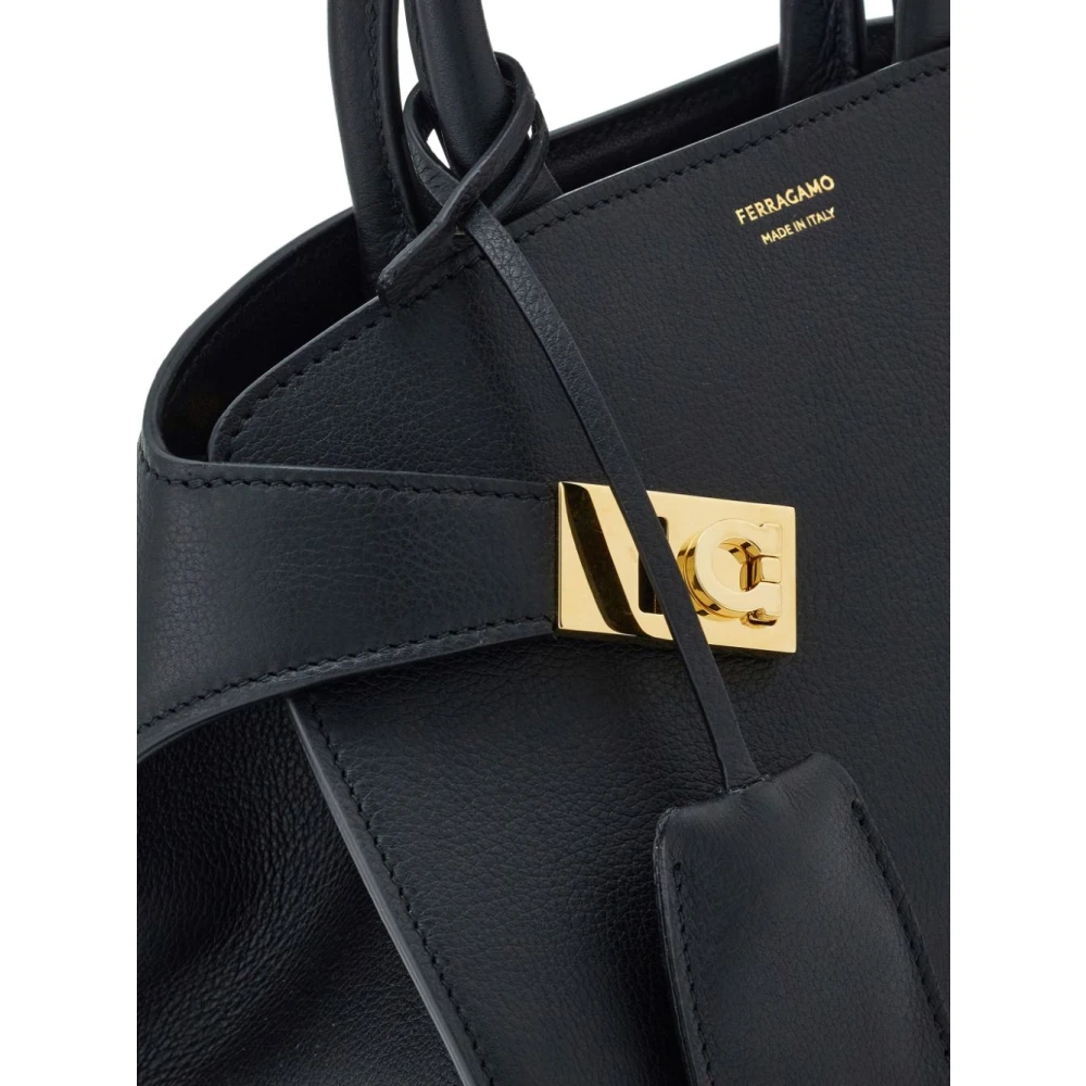 Salvatore Ferragamo Zwarte Leren Tote Tas Black Dames