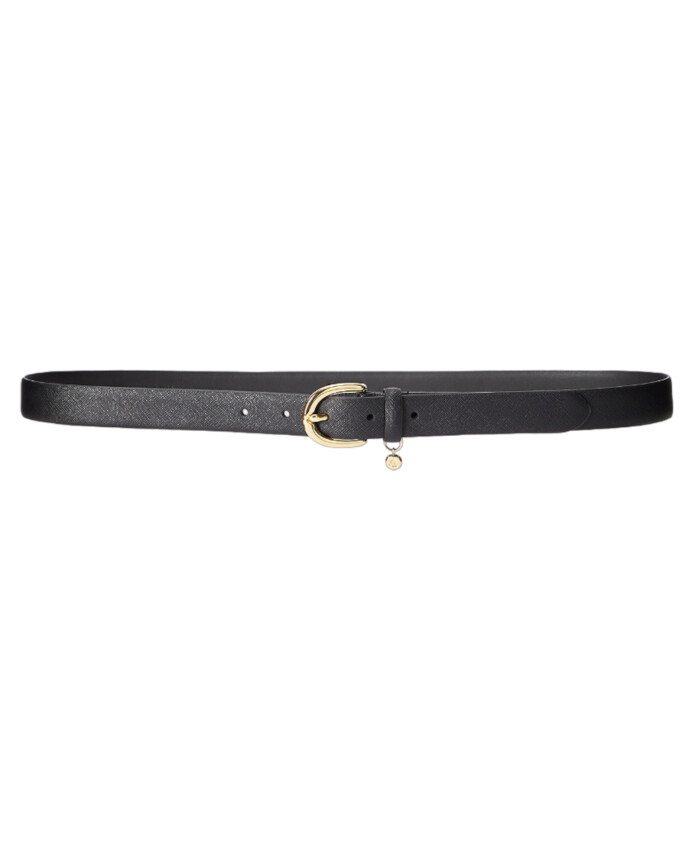 verfijnde-leren-riem-met-exclusieve-hanger