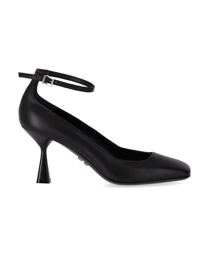 escarpin-en-cuir-noir-avec-bride-de-cheville