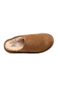 chaussons-beige-en-daim-avec-semelle-en-caoutchouc