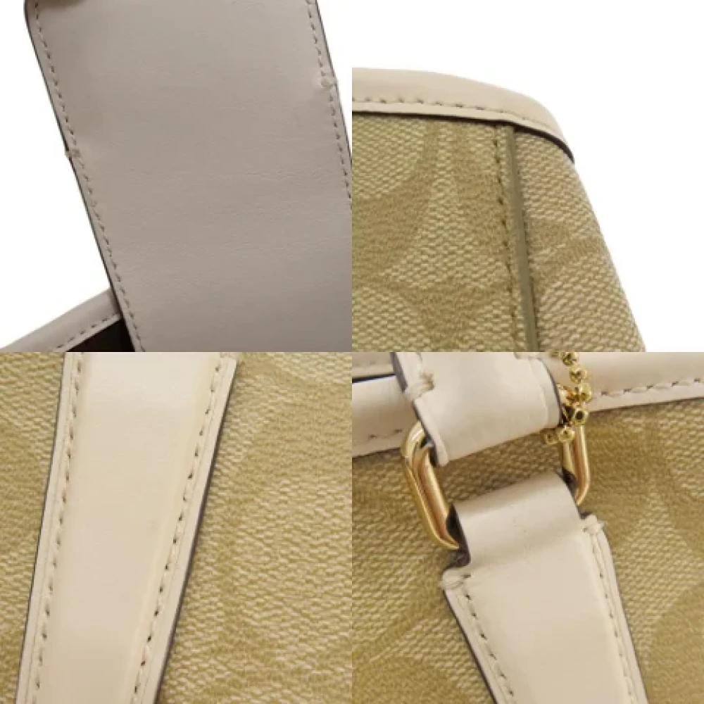 Coach Pre-owned Canvas handbags Beige Dames