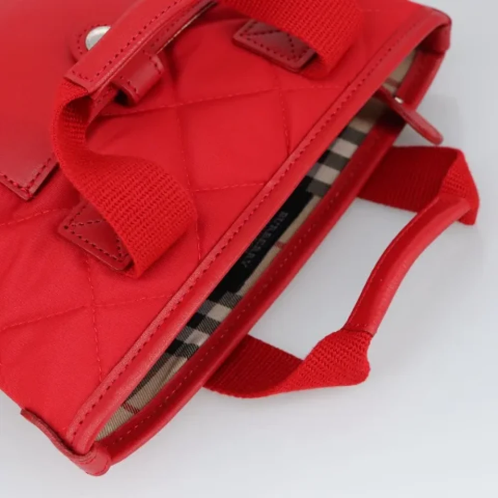 Burberry Vintage Pre-owned Nylon handbags Red Dames