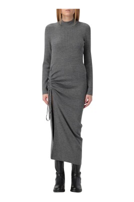 elegant-ribbed-knit-midi-dress