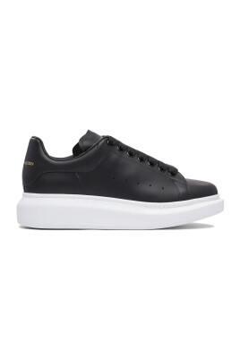 black-sneakers-for-women