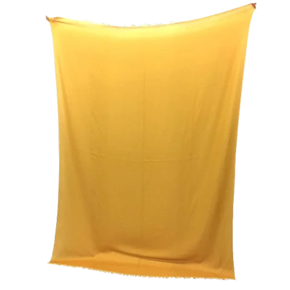 Hermès Vintage Pre-owned Silk scarves Yellow Dames