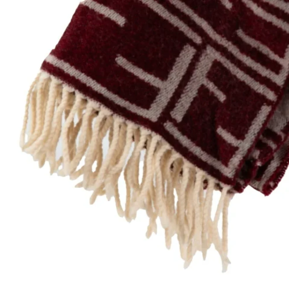 Fendi Vintage Pre-owned Wool scarves Red Dames