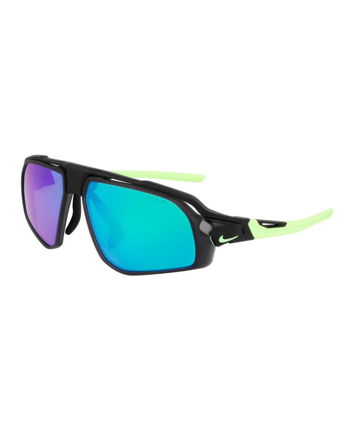 lunettes-de-soleil-noires-mates-avec-field-tint