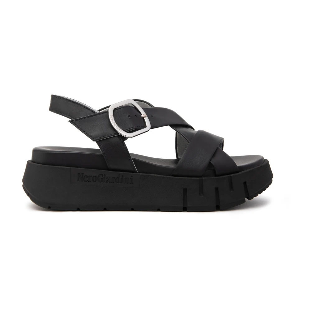 Shoes > Sandals > Flat Sandals - - Nerogiardini - Modalova