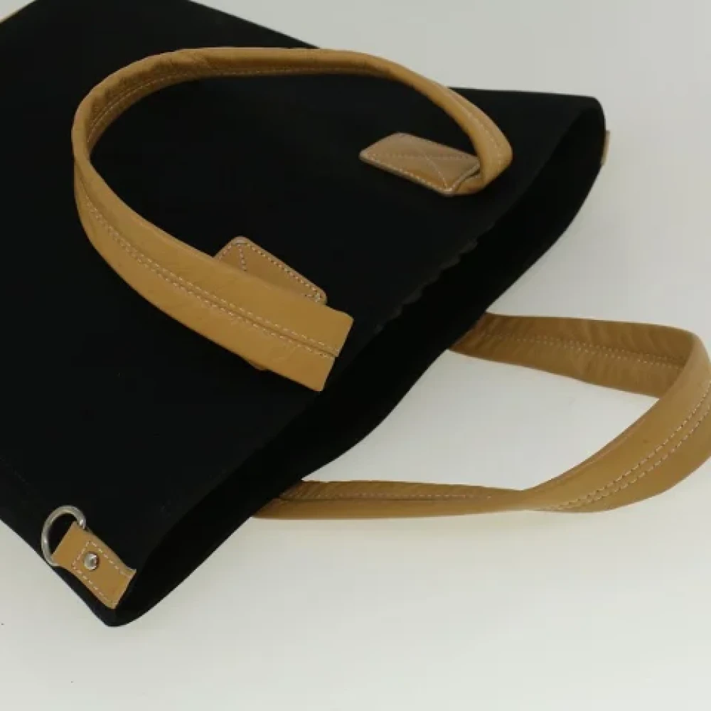 Burberry Vintage Pre-owned Canvas shoulder-bags Black Dames