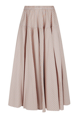 chic-nude-skirt