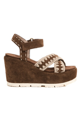 brown-wedge-sandals-for-women