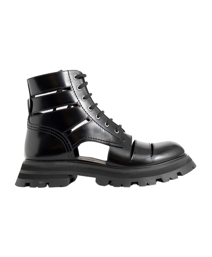 black-wander-lace-up-boots